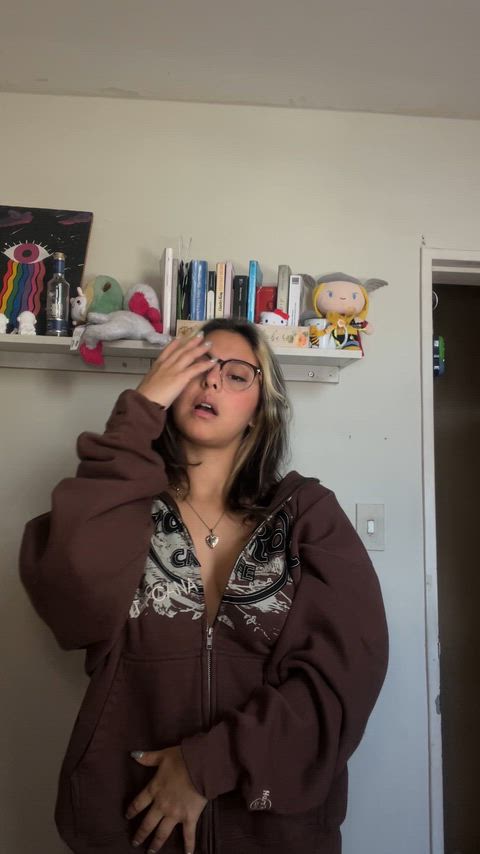 These tits are way too good not to show off