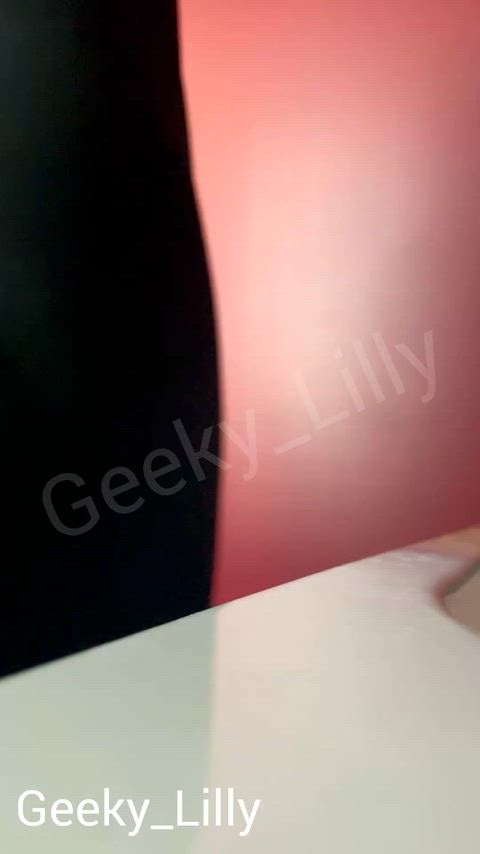 [F] happy New Year! I had a great party yesterday, but still feeling a bit drunk 🤭