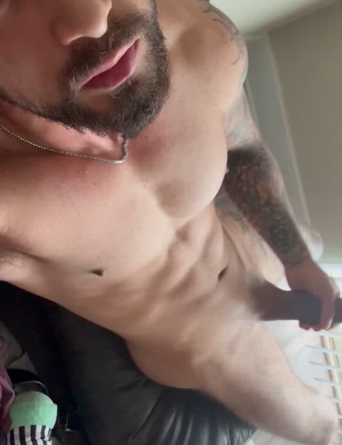 Sit on my beard then my dick