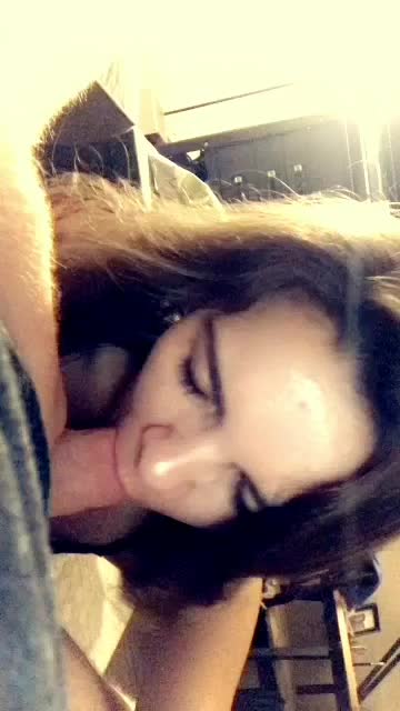 Sharing a teaser, let me know if you want to see more 😉😋
