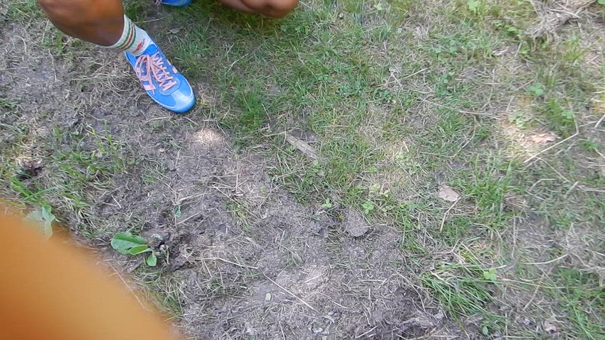 Peeing for a man's pleasure is so exciting