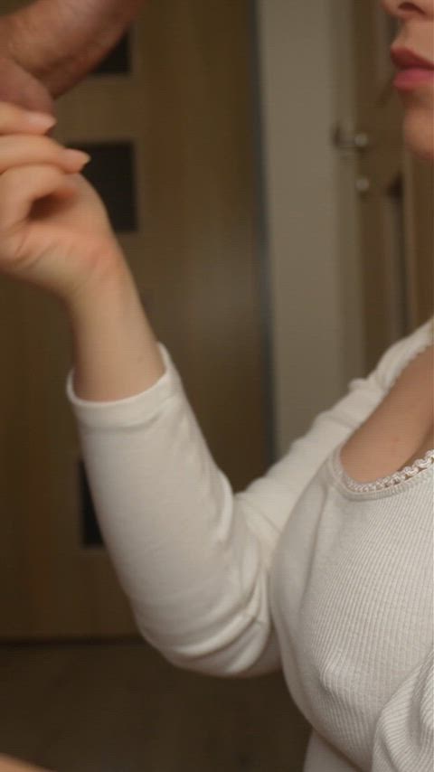 I believe my natural lips were made to giving the perfect blowjob