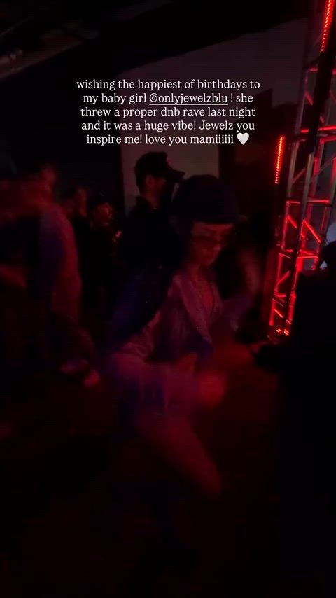 Jewelz dancing at her party