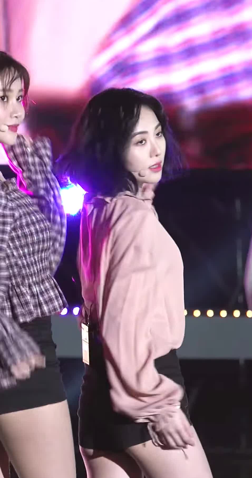 AOA Mina