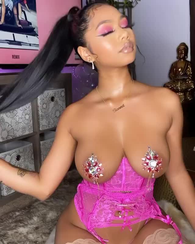 One point for boobs