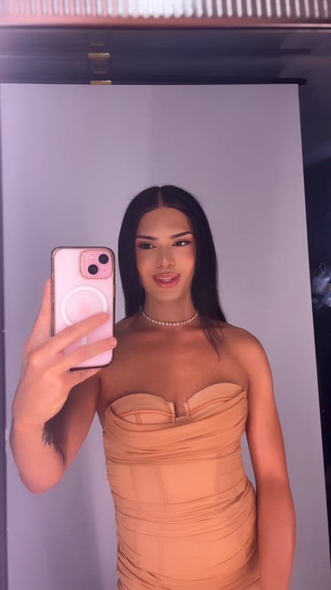 10 nudes say yes fast if you like it now