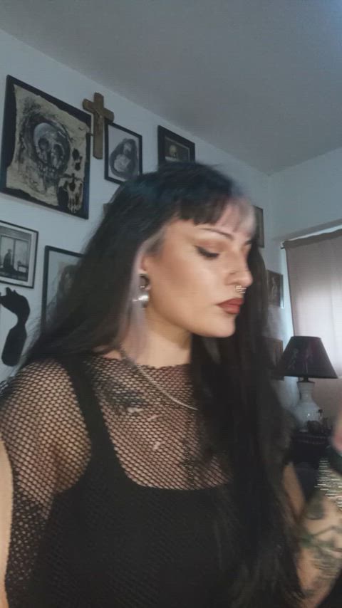I am Goddess Herlei: Latina, artist, and an unforgettable, dangerous temptation. In every post I blend sensuality, dominance, and art… and trust me, you’ll want more. If you crave intimacy, exclusivity, and a deeper look into my world, follow me on my pages. Come closer… and discover how far you’re willing to go under my control. 💵🔥 💌 Send me a message and let’s play.... thumbnail