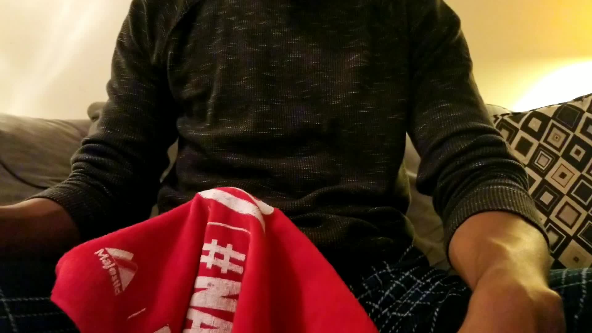 Going to the Nats game tonight. This is how I plan on waving my towel 👋🏾😏