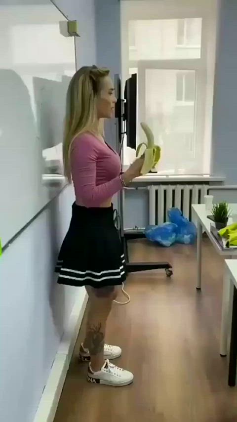 POV: Deepthroat Seminar at a Russian University