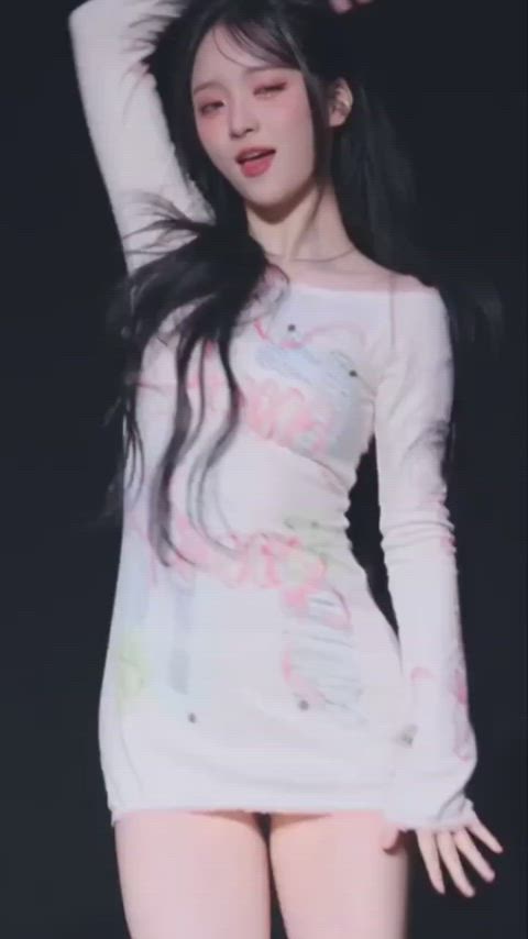 E.Ji from ICHILLIN'
