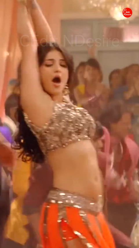 Shruti Haasan / Shruti Hassan