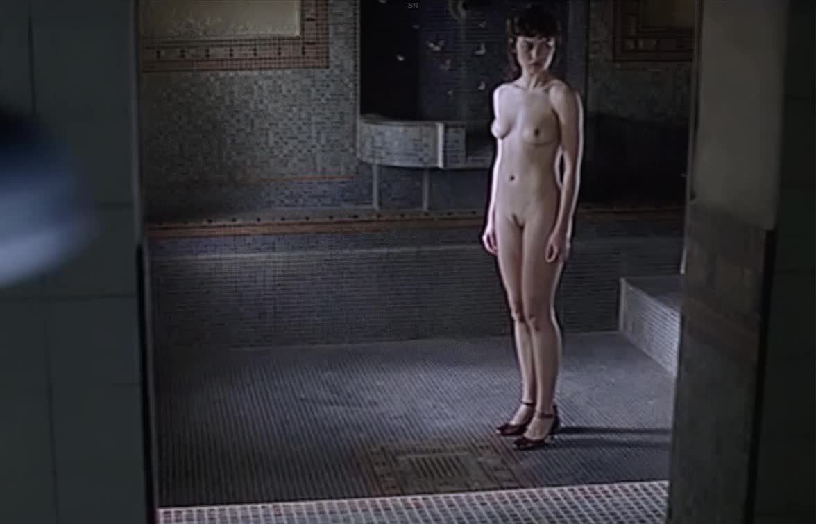 Olga Kurylenko full frontal plot in 'The Ring Finger'