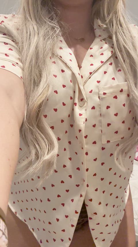 I heard you accept nudes, is it true?