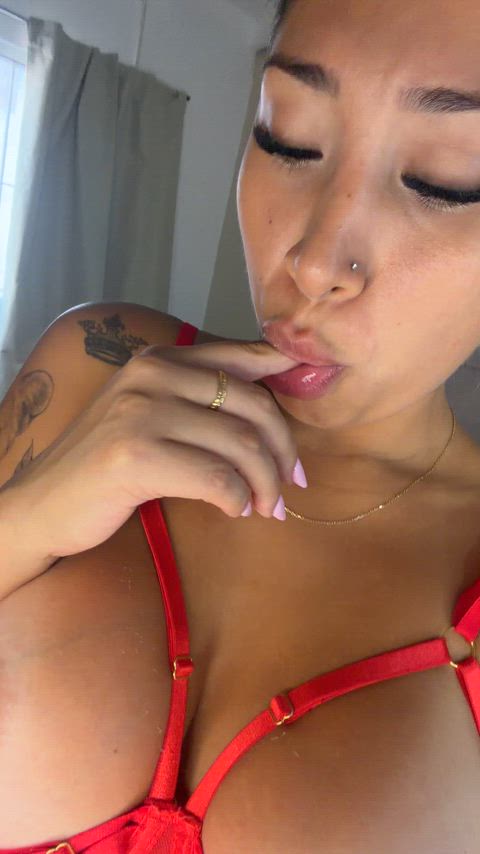 Call me mommy and I’ll reward you like a good boy