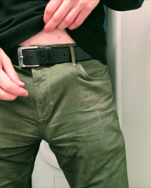 I hope average 🍆 size but nice form has fans, too 🫣 [31]