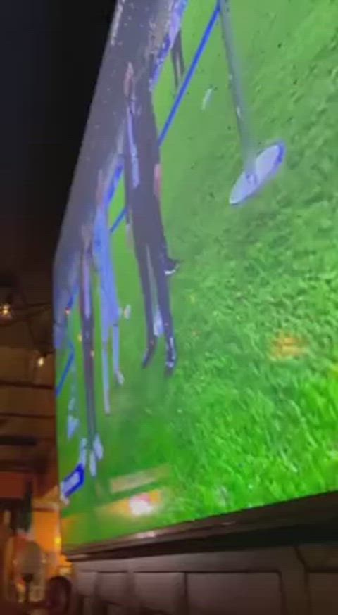 Big Titty flash at the Bar❣️