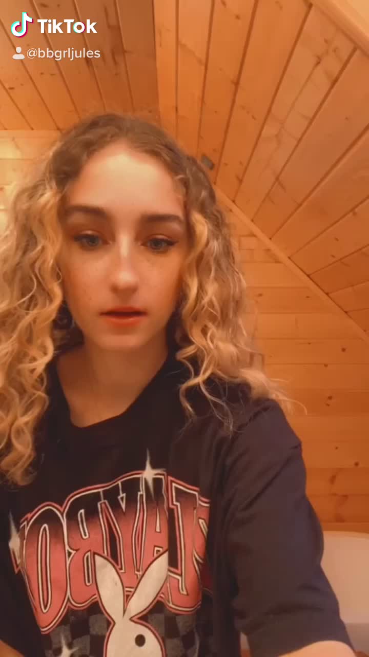 Sorry my transition is bad, I’ve never really done transitions before🥺