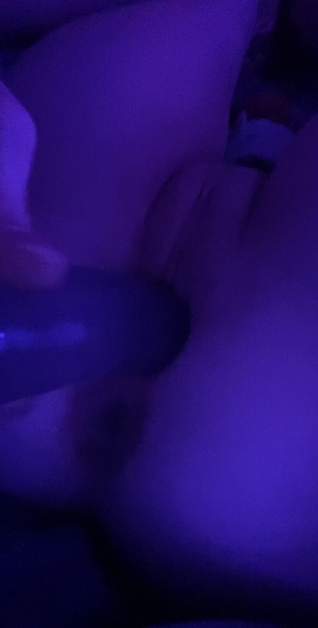 I need it in both holes😈