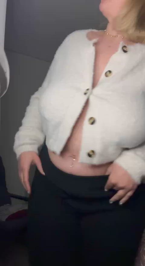 I've been told my hot chubby hbody is built for fucking rough