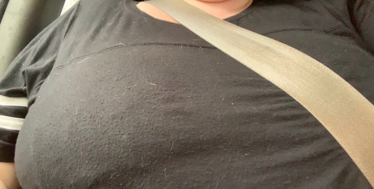 Red light titties were definitely seen by a lot of people