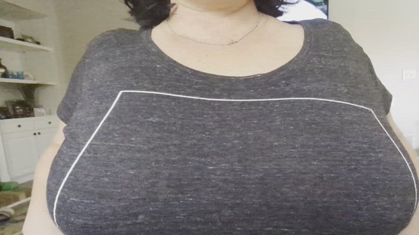 Amateur Big Tits Boobs Hotwife Huge Tits MILF Natural Tits Tits Porn GIF by justjuicyjulz