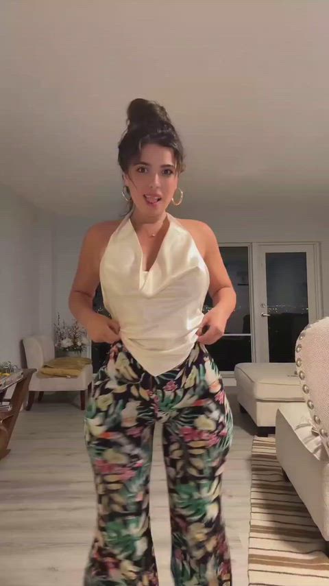 That ass is taking over the room