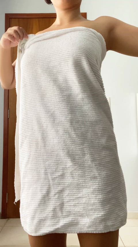 Amateur Asian Big Tits Boobs Latina Natural Tits Reveal Shower Teen Towel Porn GIF by hatsuzume
