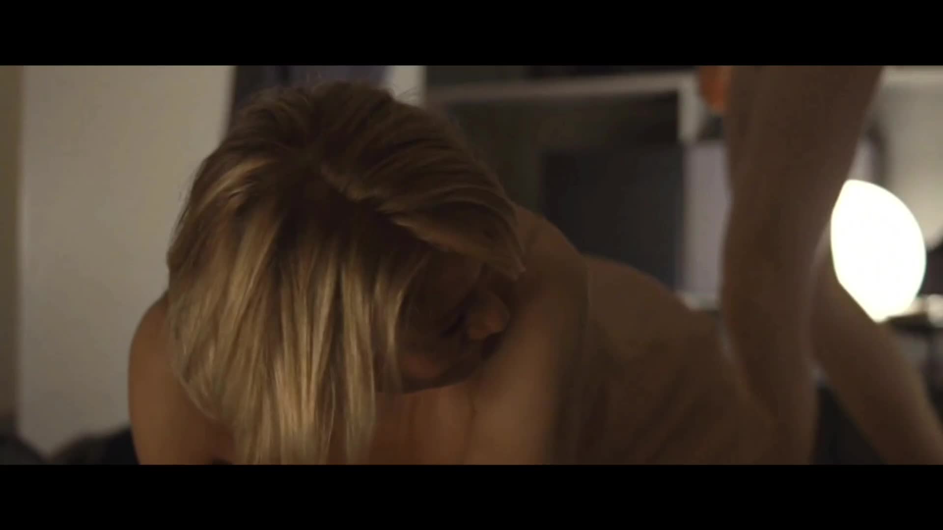 Trine Dyrholm's milfy plots - Dronningen/Queen of Hearts