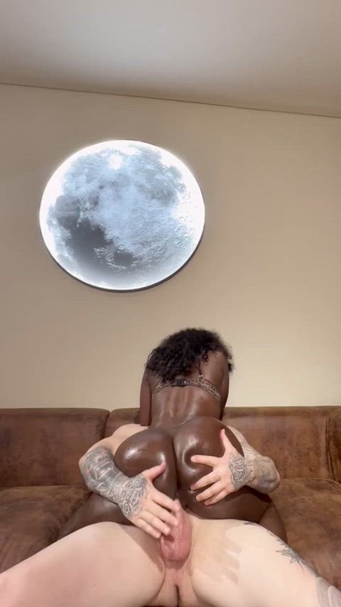 When it comes to black girls do you prefer to rawdog or wrap up?