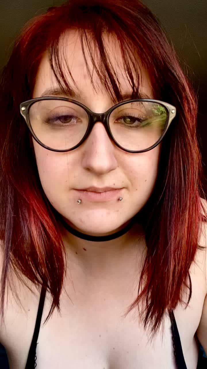 Young milf here - my pussy was so wet and creamy all day, ready to be fucked anytime you needed