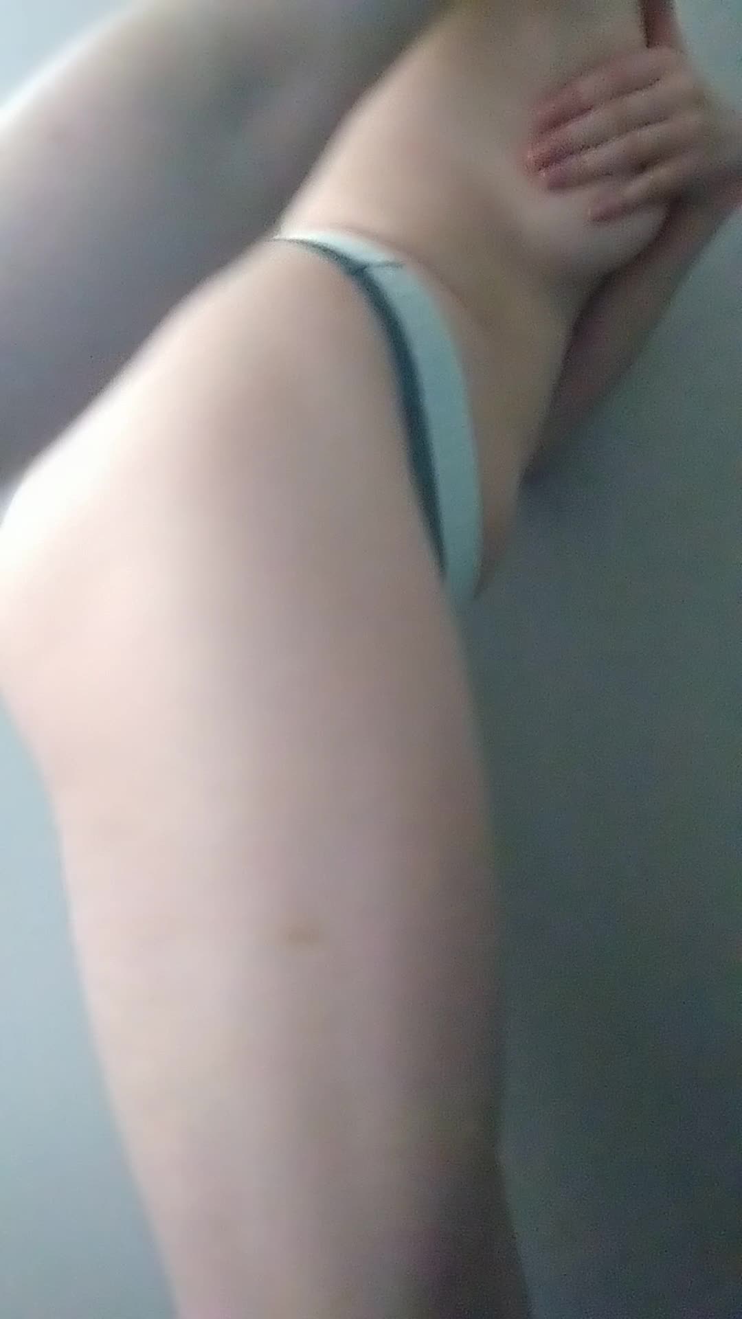 Hope you're into booty jiggling and spanking 🍑