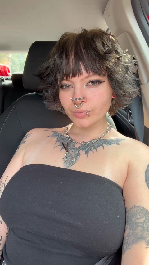 i love to flash when driving with the bros
