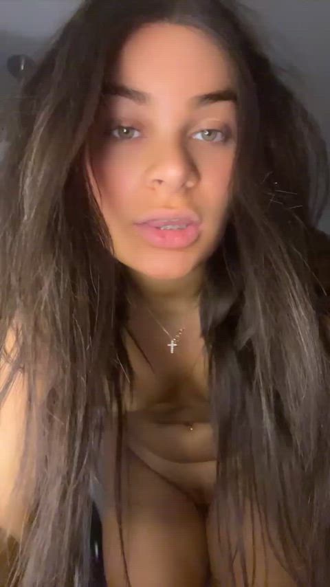 If I asked you to give it a suck, you wouldn't refuse, right?