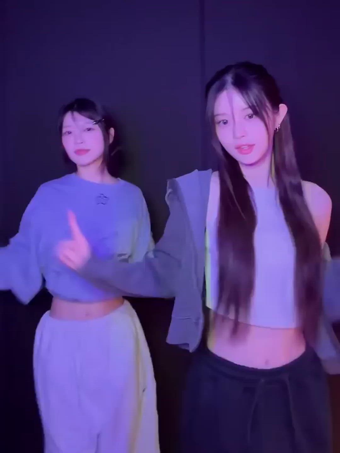 ILLIT - Minju &amp; Moka