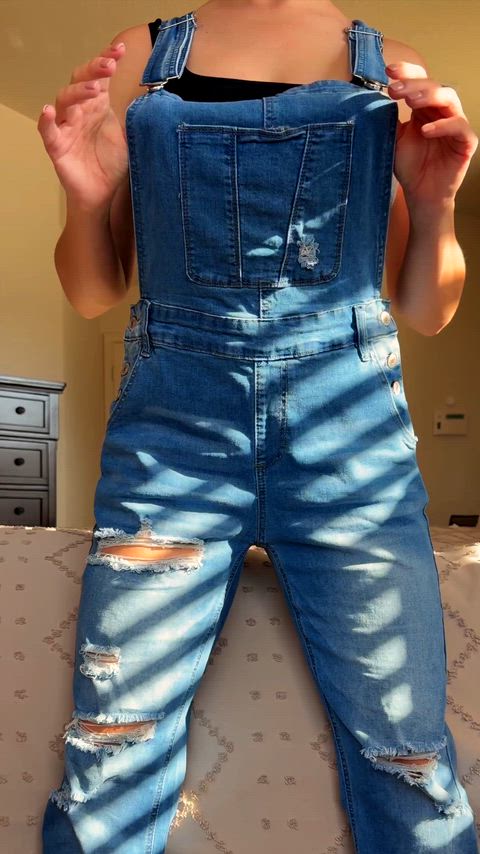 This outfit’s more useful for making messes than cleaning them.