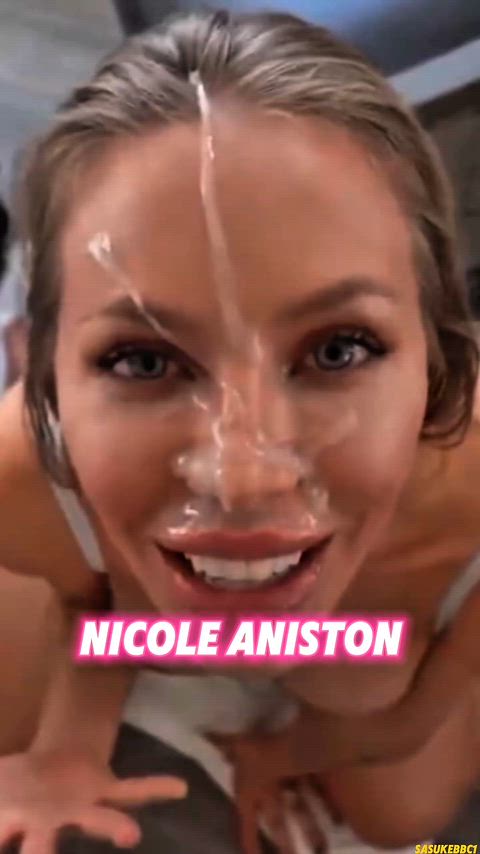 NICOLE ANISTON STEPMOM EDIT