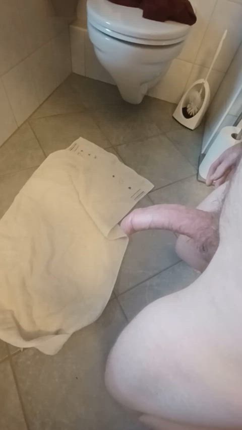 [21] Who wants to hold and aim it for me?