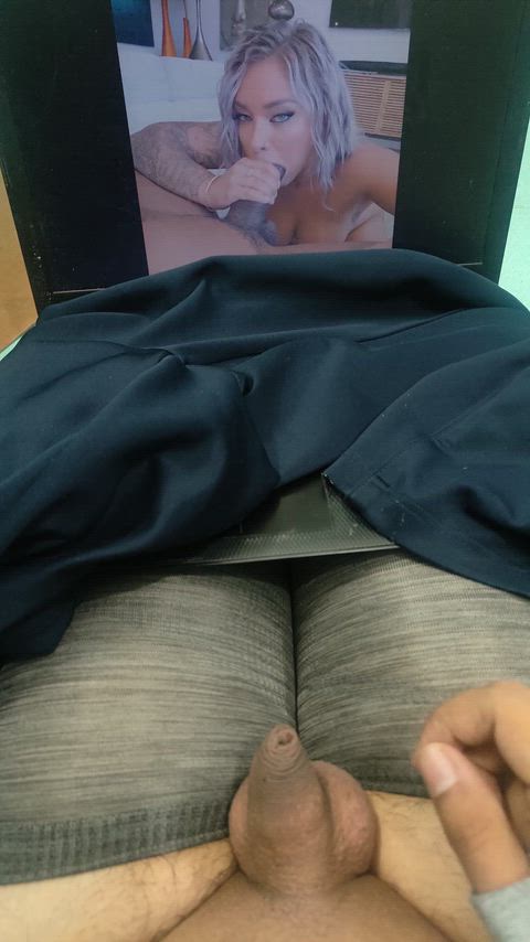 rubbing my tiny clitty to a white queen worshipping a MONSTER black cock