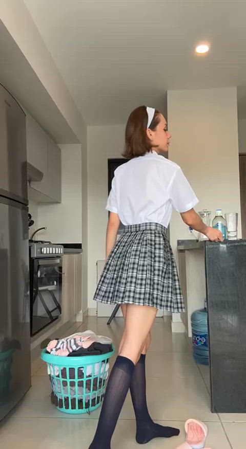 Mexican petite and horny :3