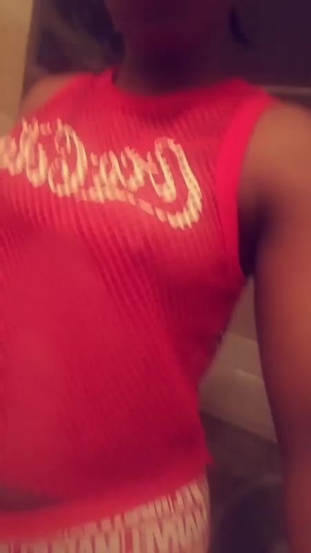 Coca-cola tits