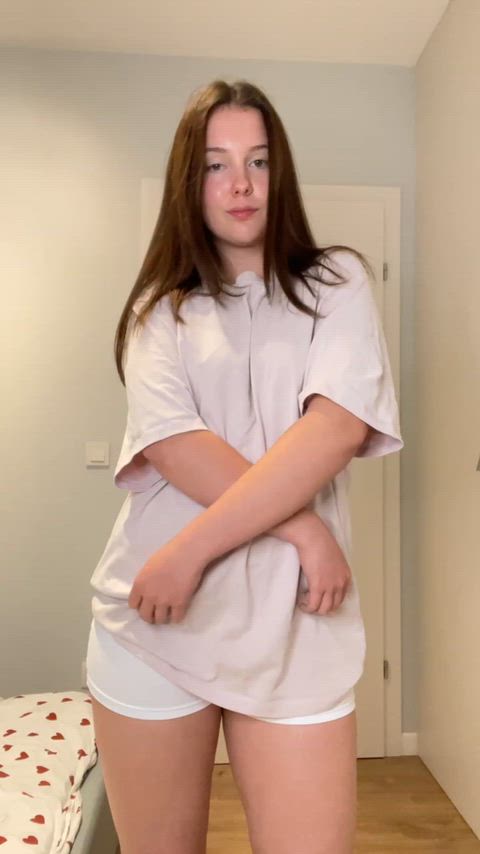 OnlyFans Pussy Teen Porn GIF by sia_light19