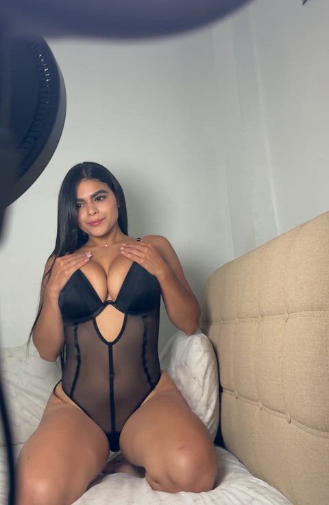 Turning the Latina charm all the way up