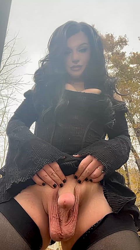 Could we take turns with each other’s holes outside?