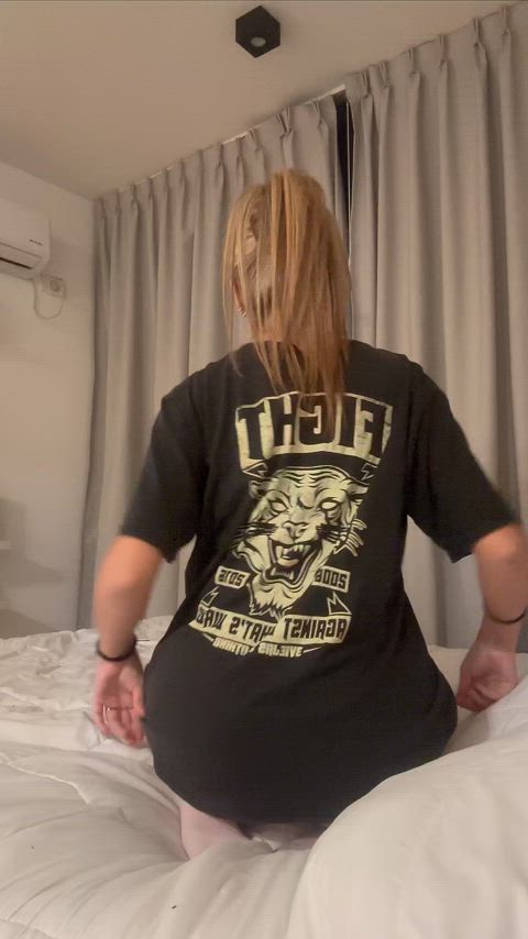 Is this the best angle for my juicy ass?