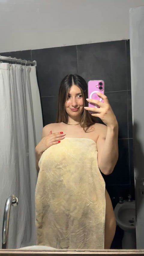 Still got a great figure for an 80s mommy?