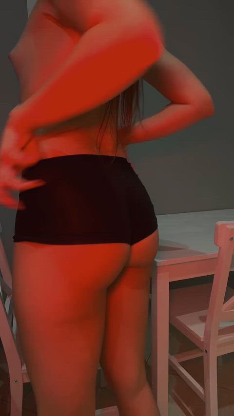 Imagine that ass twerking on your big cock