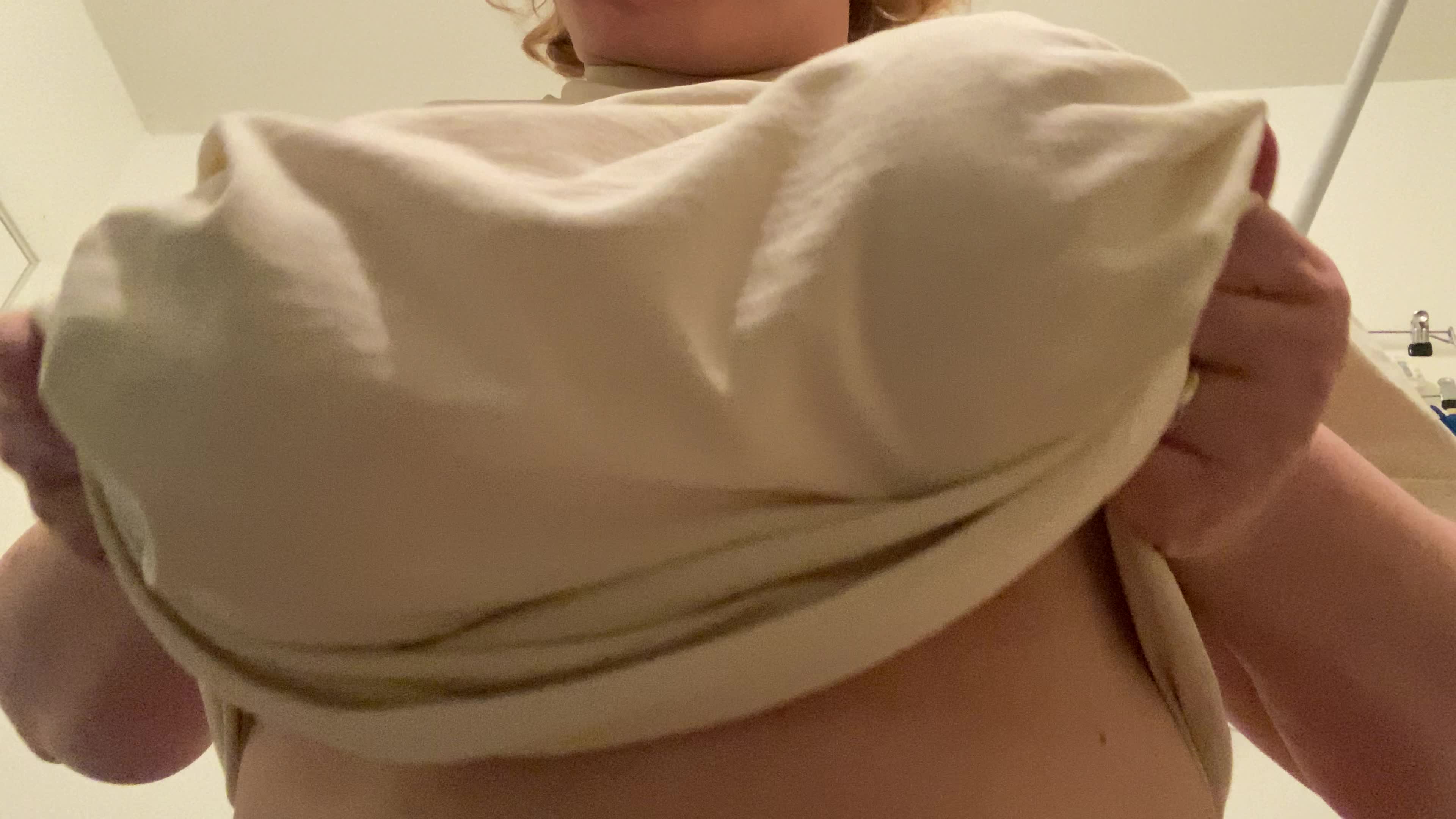 Chubby tits