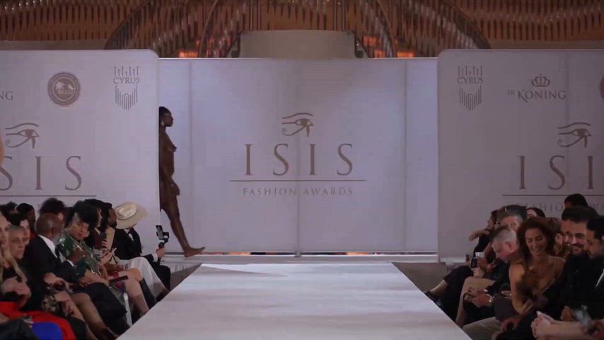 Joa Nova - Isis Fashion Awards (2025)