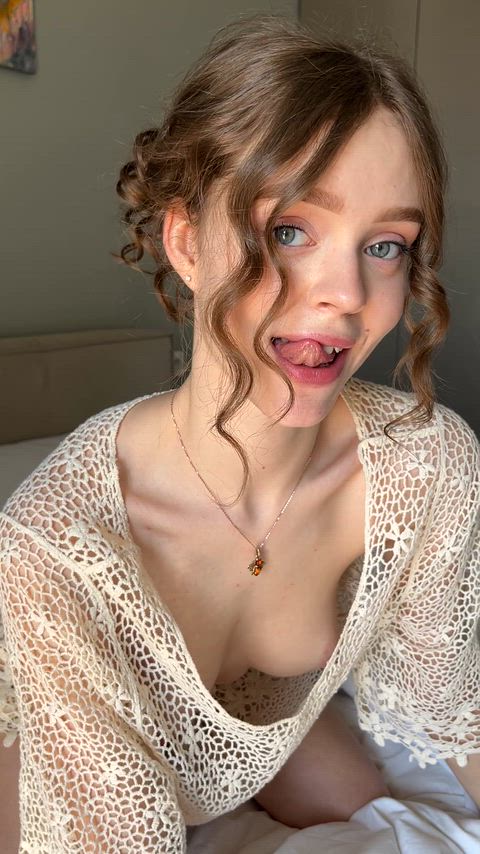 OnlyFans Teen Tits Porn GIF by neogramsciano
