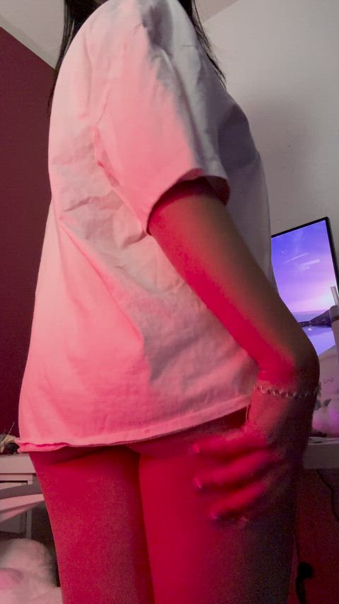 Curves so thickfat they can’t be ignored.